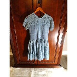 French Connection Dress Women's Size 8 Icy Blue Knit w/ Lace Overlay Lining